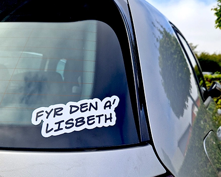 Bilklistermærker og streamers