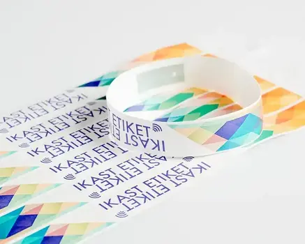 Tyvekarmbånd med RFID-chip