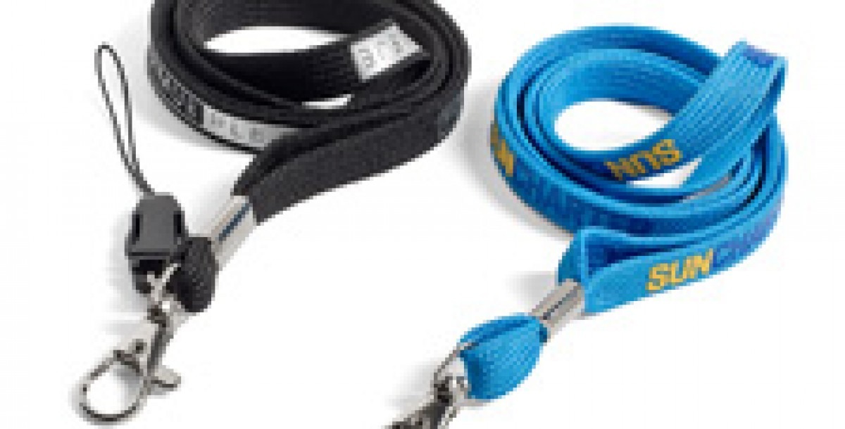 Tubestrikket keyhanger med silketryk
