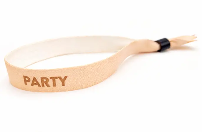 Nude festivalarmbånd